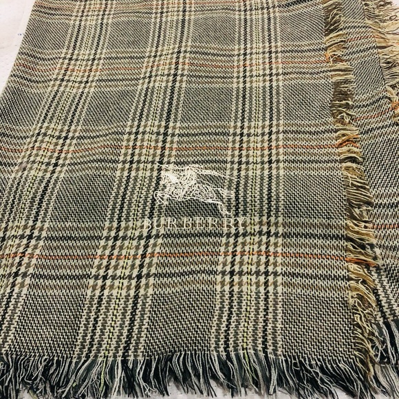 AUTHENTIC BURBERRY VINTAGE SCARF - Picture 3 of 5